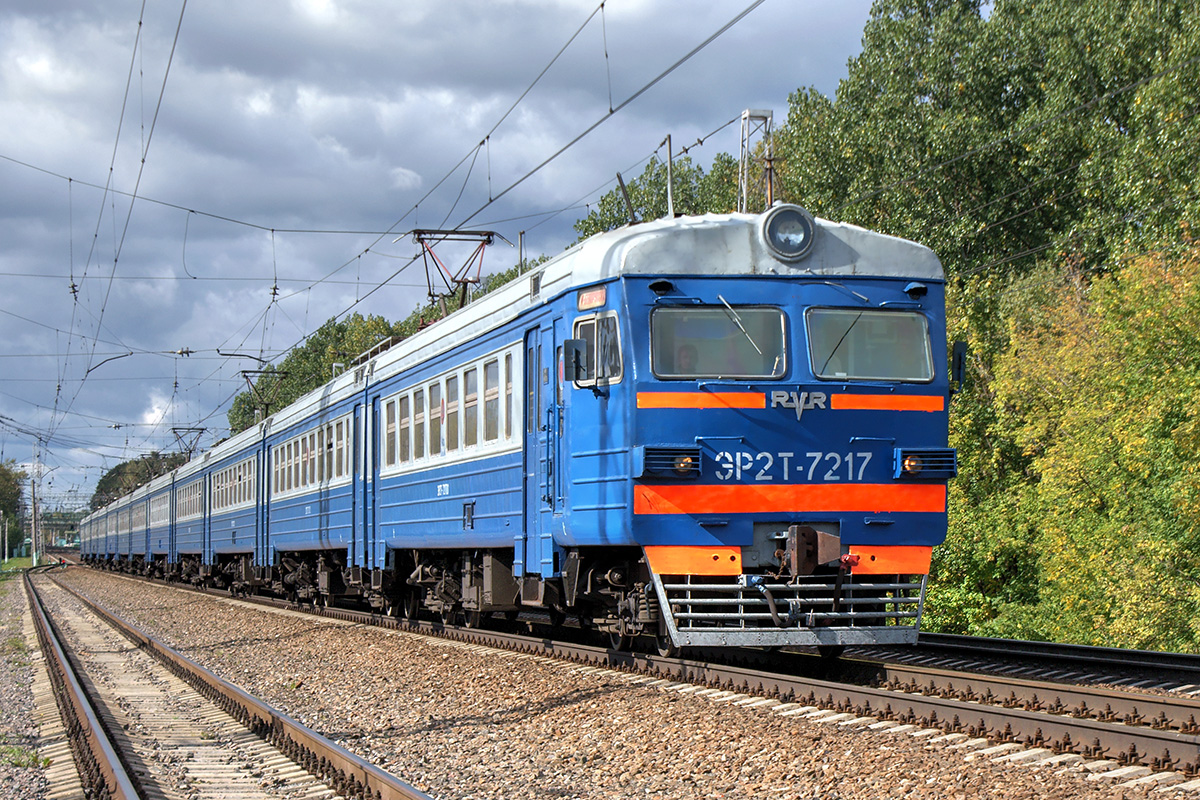 Электропоезд ЭР2Т-7217